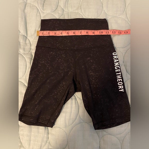 Lululemon Align Short 8" Speckle Emboss Black size 4 - Picture 6 of 13